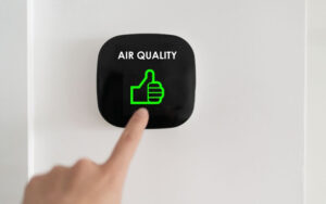 Wskaźnik w oczyszczaczu sygnalizujący dobrą jakość powietrza